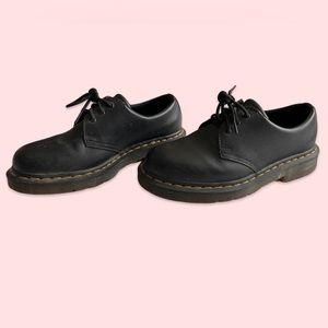 Dr. Martens no slip tennis shoes